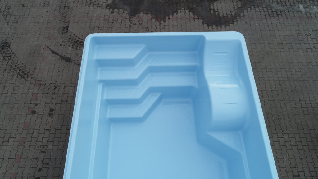 Glasfiberpool Översjön 8,80m x 3,50m x 1,50m